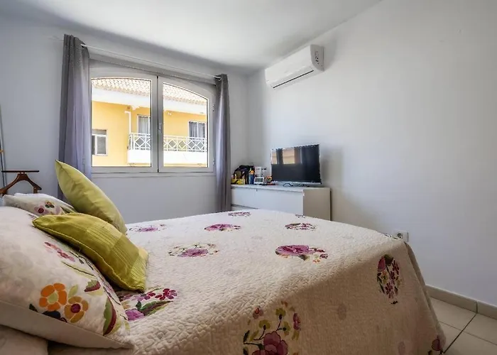 Abrigos Apartament Los Abrigos